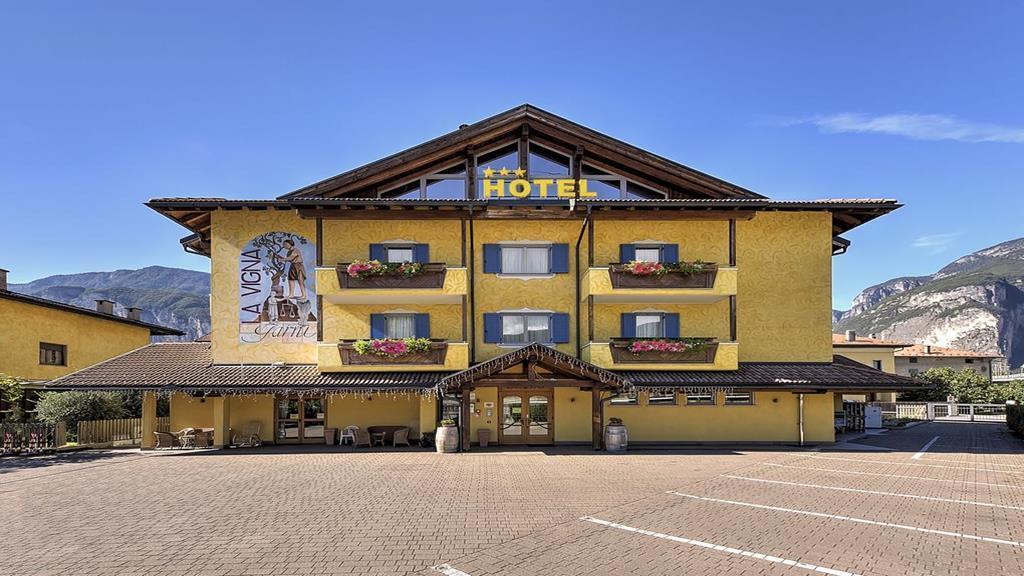 San Michele allʼAdige Hotel Garni La Vigna - Adult Friendly מראה חיצוני תמונה