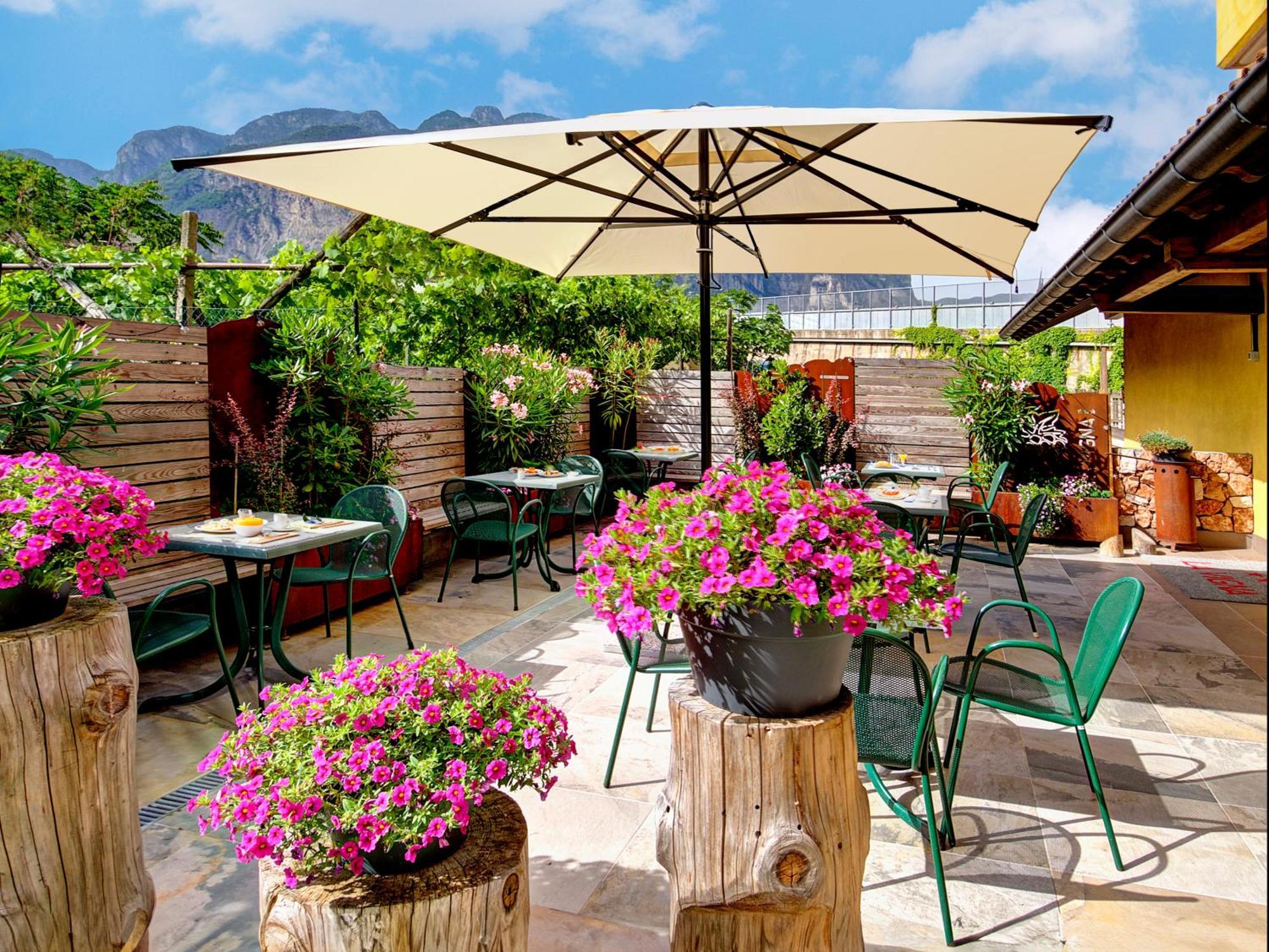 San Michele allʼAdige Hotel Garni La Vigna - Adult Friendly מראה חיצוני תמונה