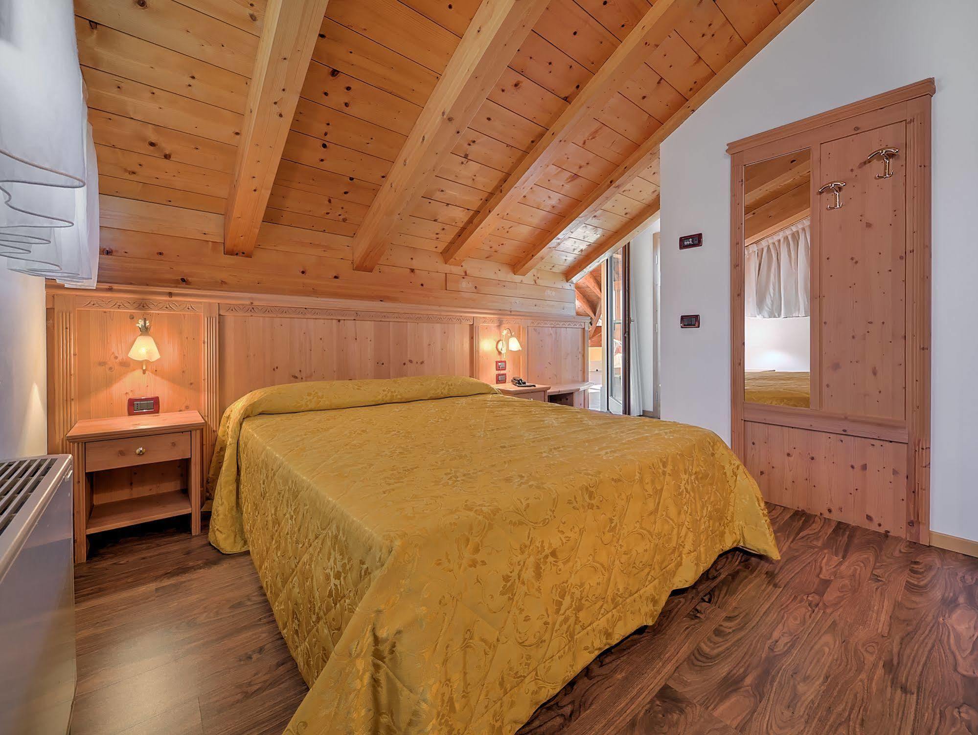 San Michele allʼAdige Hotel Garni La Vigna - Adult Friendly מראה חיצוני תמונה