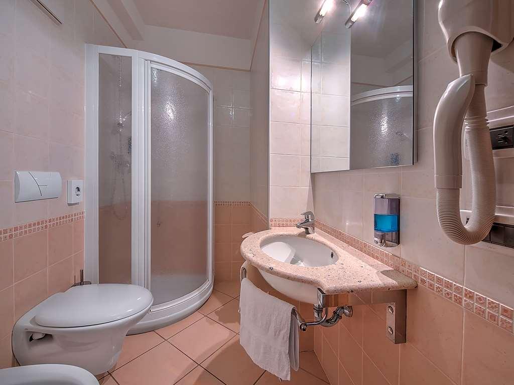 San Michele allʼAdige Hotel Garni La Vigna - Adult Friendly חדר תמונה